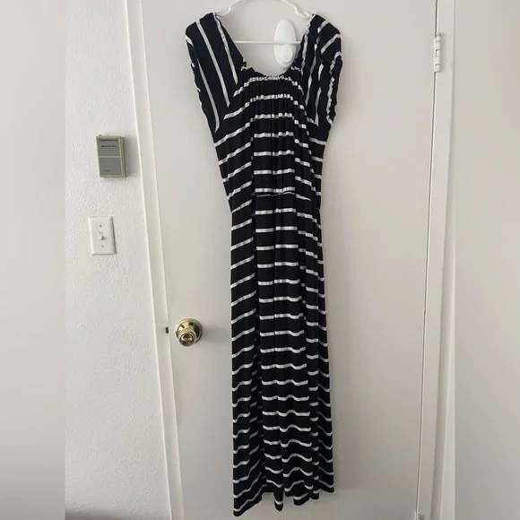 Loralette Maxi Dress Black White Stripe Front Slit 3X Plus Size - Picture 4 of 8